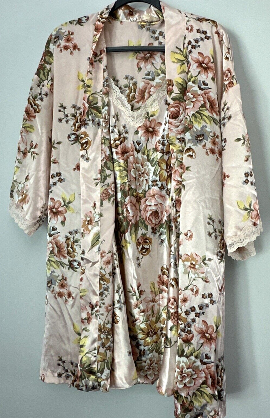 Victoria's Secret Set Large Robe Nightgown 2pc Peignoir Gold Label Floral Satin